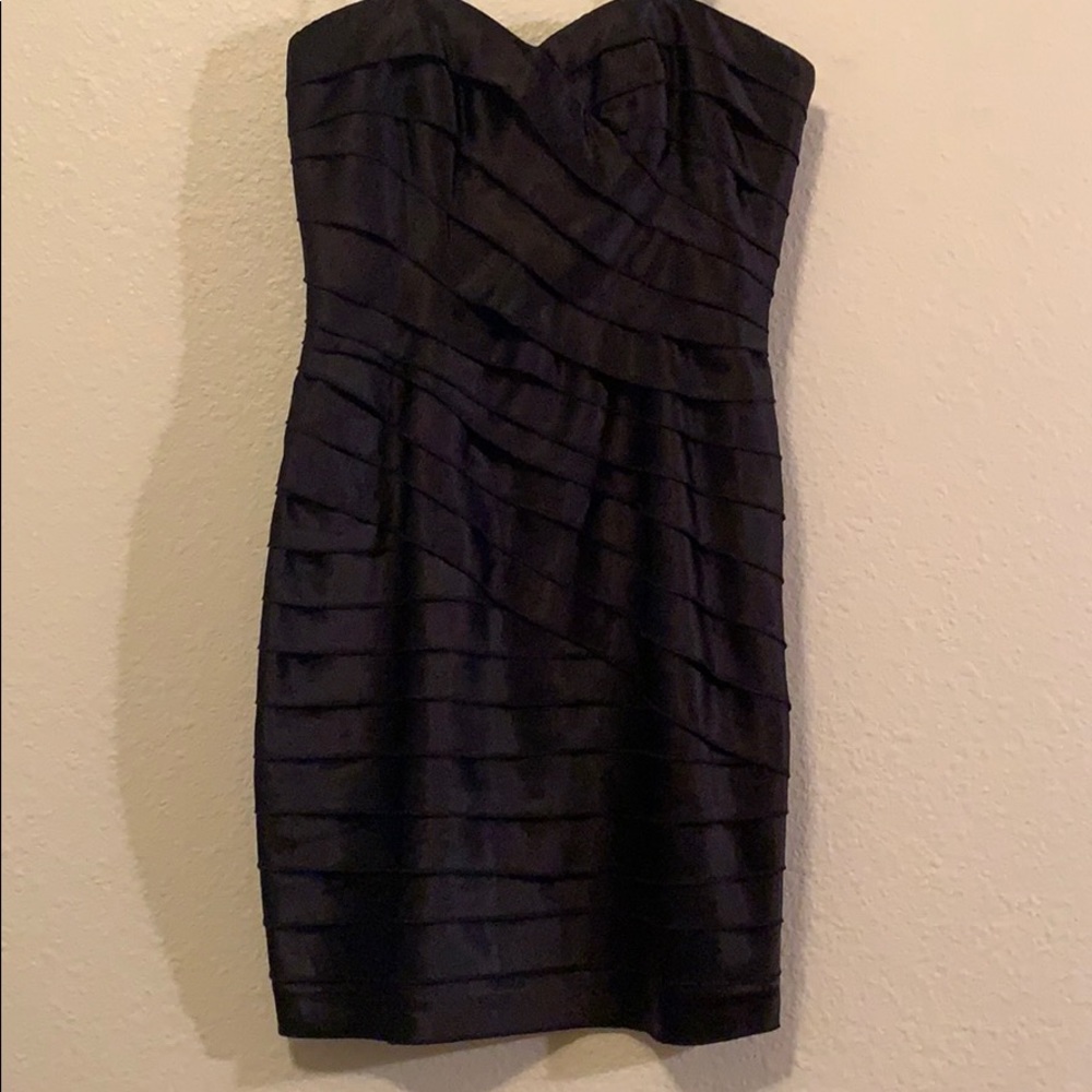 NWOT Black satin ruffle strapless dress